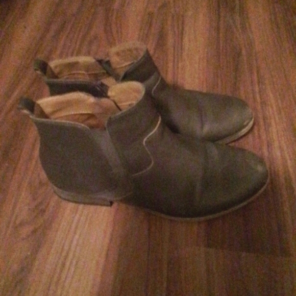 Franco Sarto Boots. Women's Size 8.5 - Picture 1 of 5